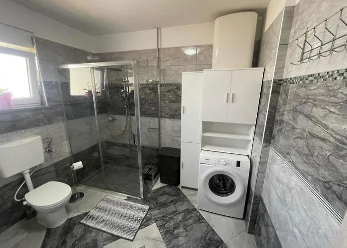 House July Βίλα Galižana