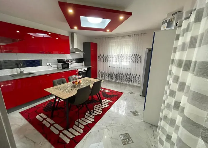 House July * Galižana