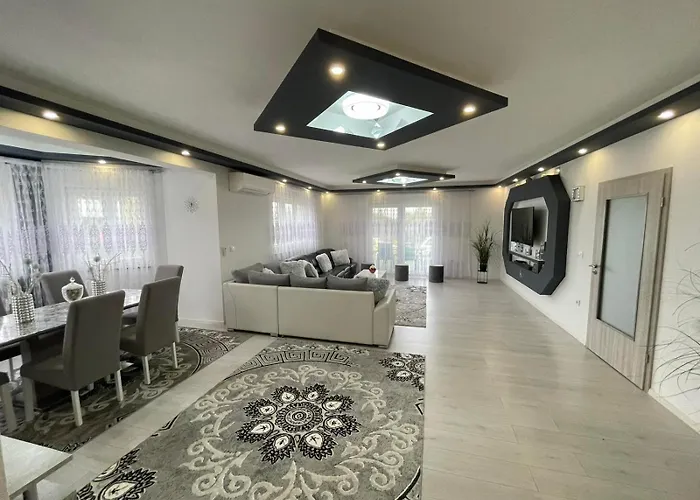 House July Villa *