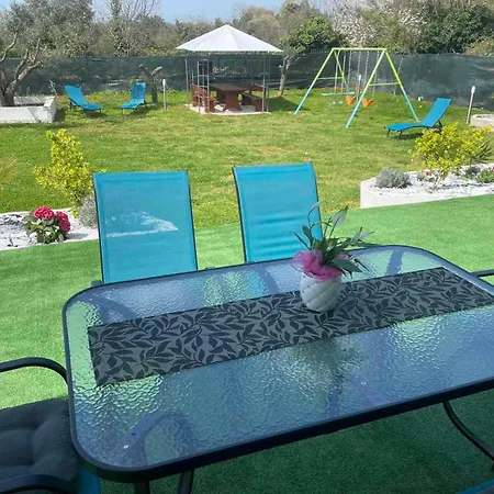 Villa House July Galižana