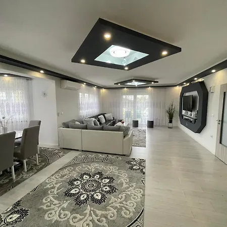 House July Villa *